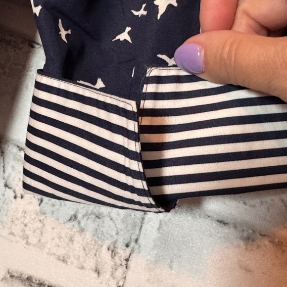 Navy Blue Button-Up‎ Shirt with white Bird Print size M 3/4 sleeve cuffed stripe - Picture 4 of 8